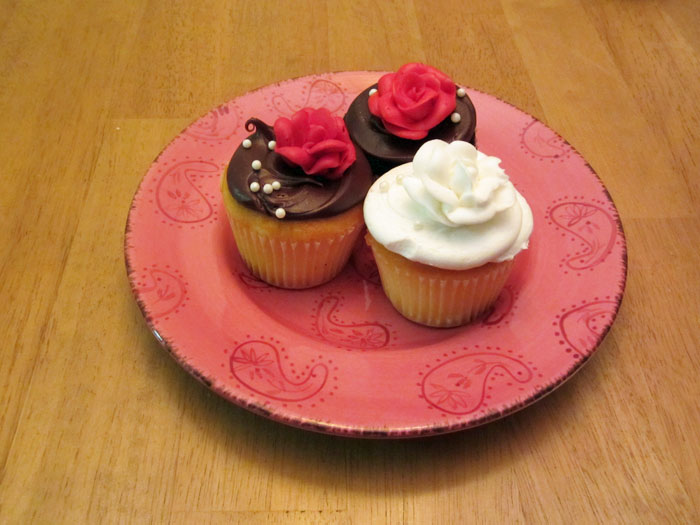 Cupcakes With Roses